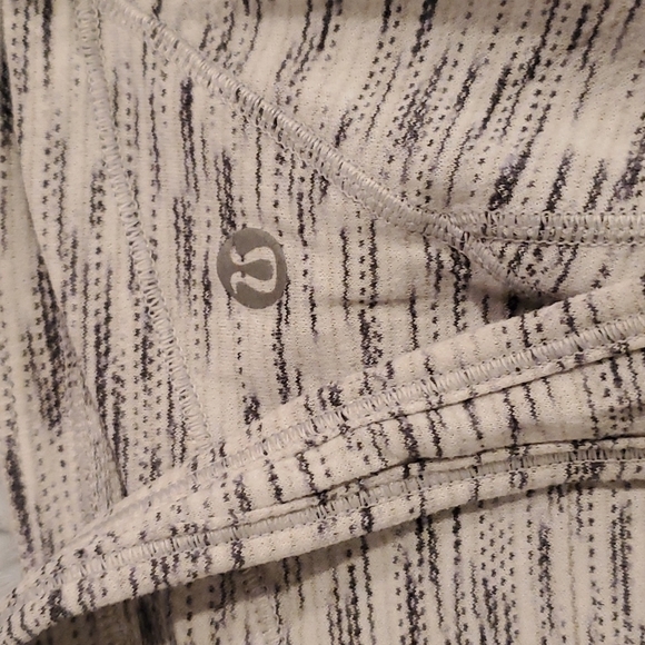 Lululemon Tank Top - Picture 3 of 6